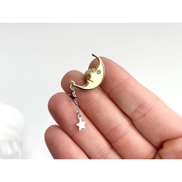 Crescent Moon & Stars Charmed Gold Toned Vintage Costume Jewelry Brooch - Picture 6 of 9